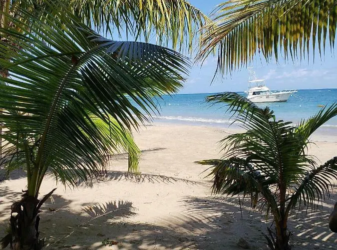 Reef Winds * Runaway Bay