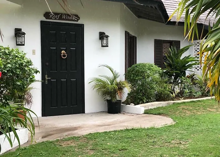 Villa Reef Winds Runaway Bay